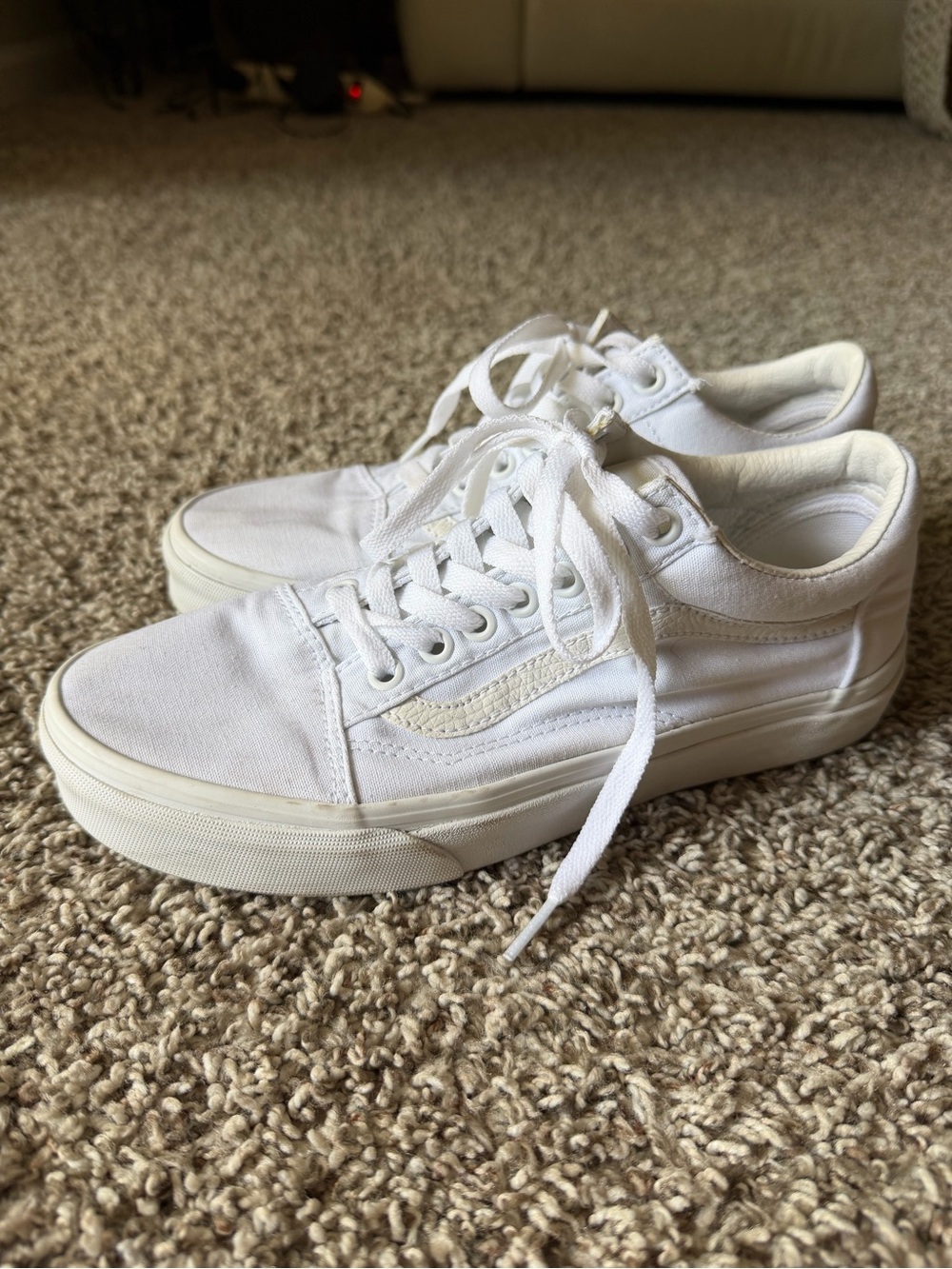 Vans White Low-Top Canvas Women's Sneakers